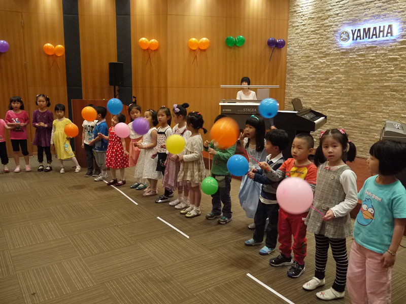 果博音乐中心上海静安总店“欢度六一果博的节日”音乐会成功举办 