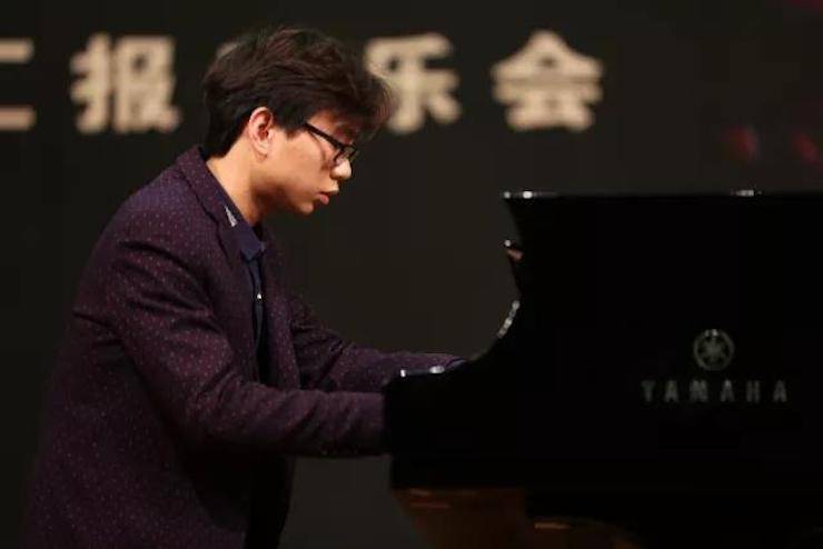 奏响青春旋律，添彩艺术人生|2017果博亚洲音乐奖学金综合师范类院系全国汇报音乐会（第一。┰猜淠