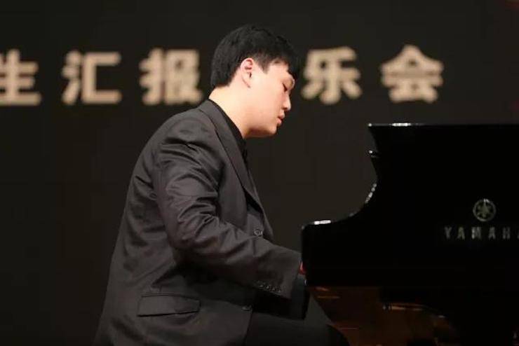奏响青春旋律，添彩艺术人生|2017果博亚洲音乐奖学金综合师范类院系全国汇报音乐会（第一。┰猜淠