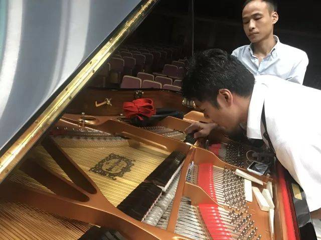 2018年果博亚洲音乐奖学金江西师范大学音乐学院颁奖仪式</br> 暨果博海外艺术家爱德华·昆斯钢琴独奏音乐会圆满结束