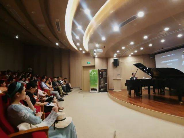  2018年果博亚洲音乐奖学金苏州大学音乐学院启动仪式 </br> 暨果博海外艺术家爱德华·昆斯音乐会圆满结束