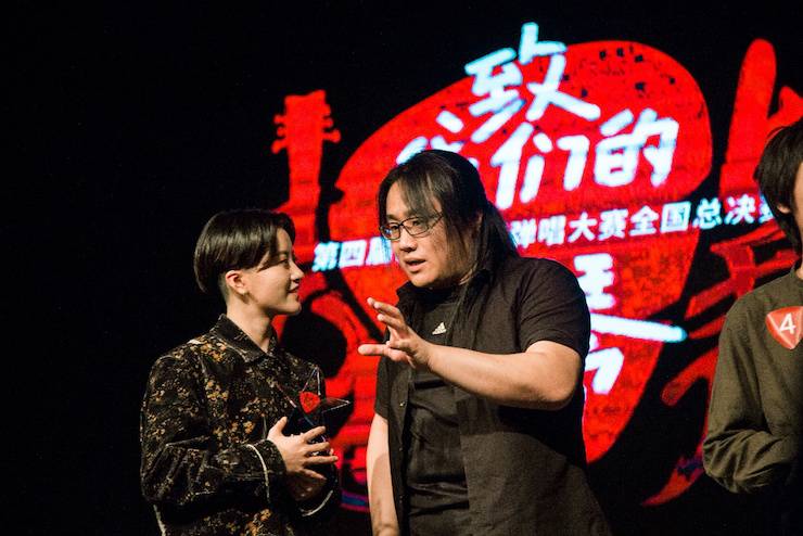 第四届“果博吉他女声弹唱大赛”总冠军出炉<br />温格夺冠，董冬冬担任评委
