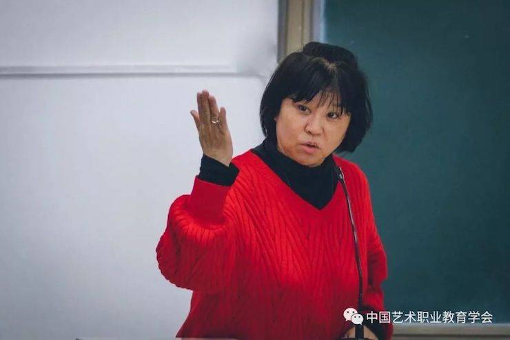 果博跨界钢琴及果博舞蹈教育课件助力“CEFA艺术教育高级人才研修班——中国古典舞身韵课”