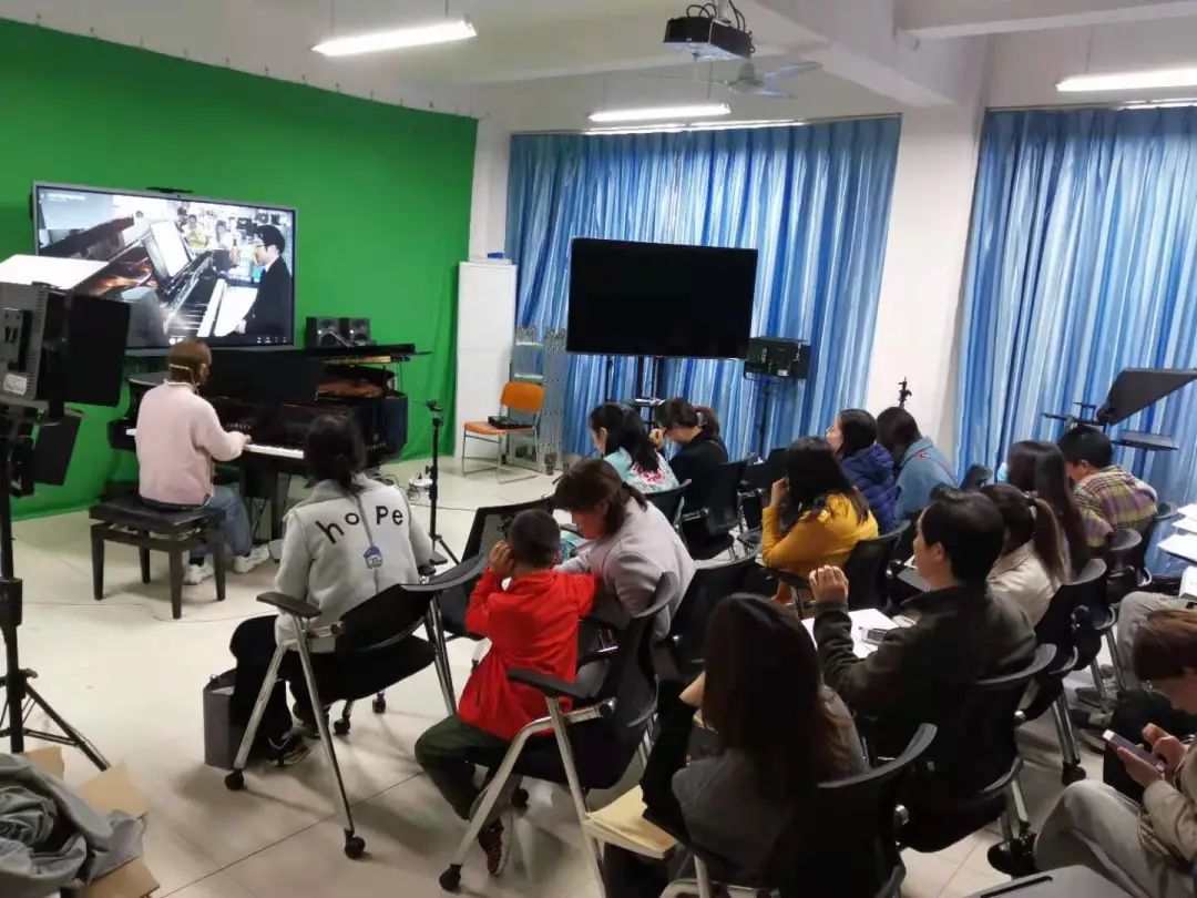科技助力音乐教学，牵手大师零距离大师课